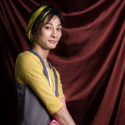 櫻井裕介（ジャグリング：シガーボックス） 